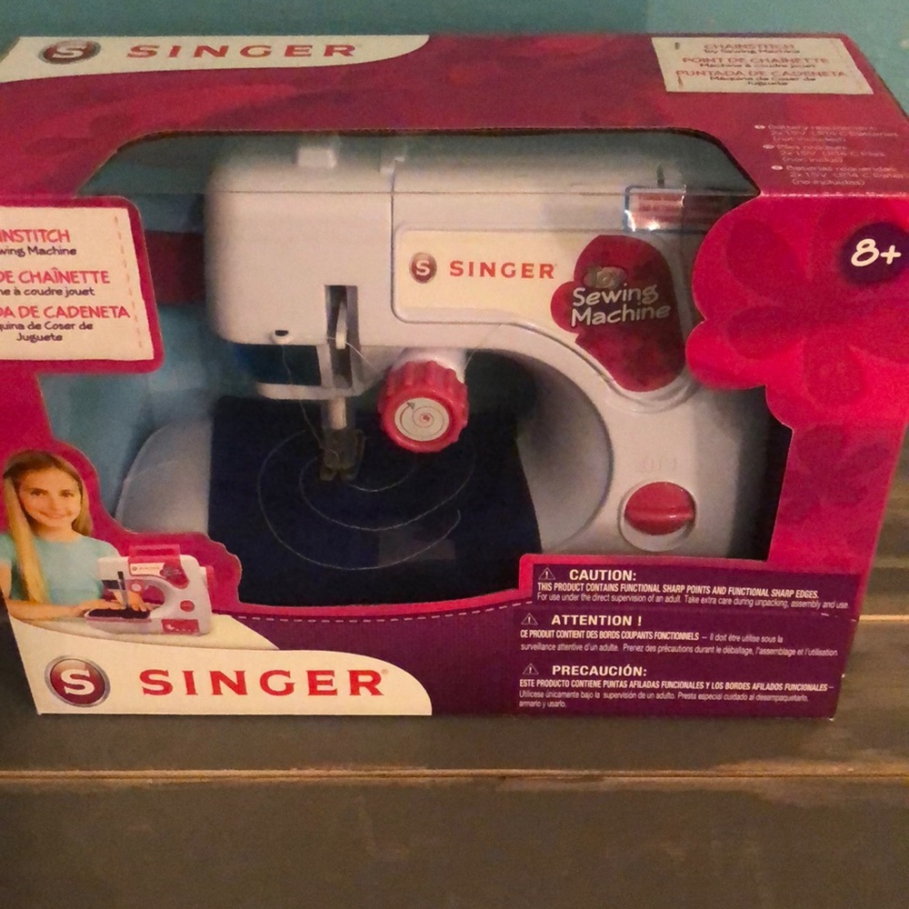 Singer toy sewing machine